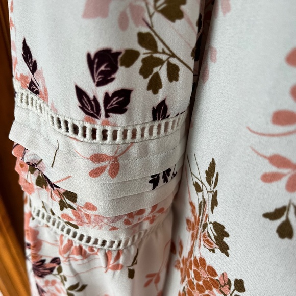 Lauren Conrad Floral Peasant Blouse Square Neck Top Medium - Picture 4 of 6